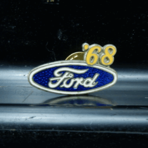 Vintage 1968 Ford Hat Lapel Pin - Blue Oval Logo CLOISONNE AUTOMOTIVE