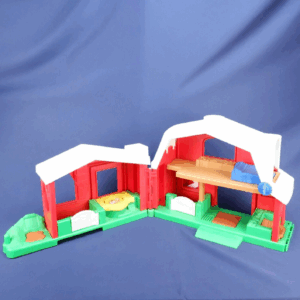 1999 FARM BARN Fisher Price Little People Animal Foldable Playset - BROKEN SOUND