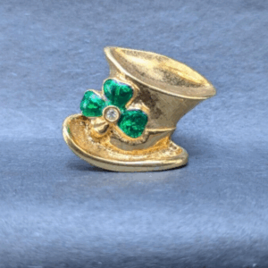 VTG Gold Tone Green Rhinestones Irish Leprechaun Pin Shamrock Top Hat
