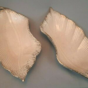 Set of 2 Mid-Century Light Pink Leaf Bowls 596 by California Originals Pottery