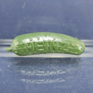 H.J. Heinz Company Pittsburgh Pennsylvania USA Vintage Small Pickle Lapel Pin