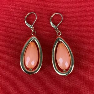 Gold Toned and Plastic Royal Pink Center Costume Jewelry Earrings