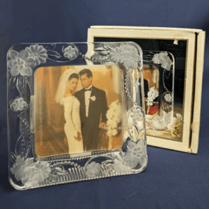 Crystal Clear Signatures Arcadia Square Frosted Crystal 5”X5” Pic Frame Japan