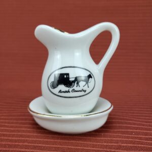 Vintage Miniature Amish Country Ceramic Pitcher Souvenir Collectable