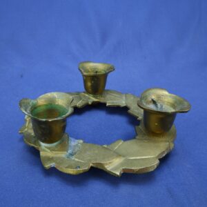 Vintage Triple Taper Candle 3 Footed Xmas Holiday Brass Wreath Candle Holder