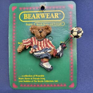 1995 BEARWEAR Costume Jewelry Brooch Pin 26119 Boyds Bear and Friends Soccer