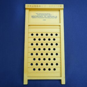 Vtg E-405 Old Fashioned Friendliness Grandma's Cheese Grater Newton MFG. IA