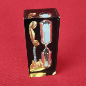 Vintage Lucite Acrylic Gold Phone Green Sand Timer Hourglass Egg Timer