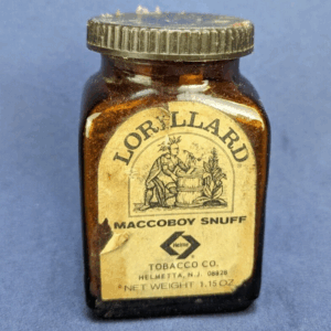 Vintage Lorillard Maccoboy Snuff Tobacco 1.15 oz Glass Bottle W/ Lid 2 3/4”