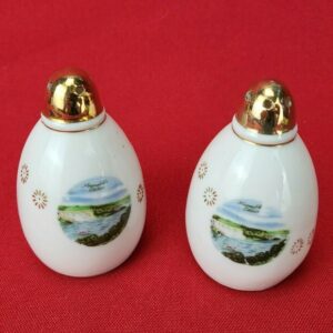 Vintage Salt And Pepper Shakers From Japan Niagara Falls Canada Souvenir