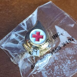 Vintage Collectible Blood Donor 1 Gallon Gold Tone Pinback Lapel Pin Hat Pin